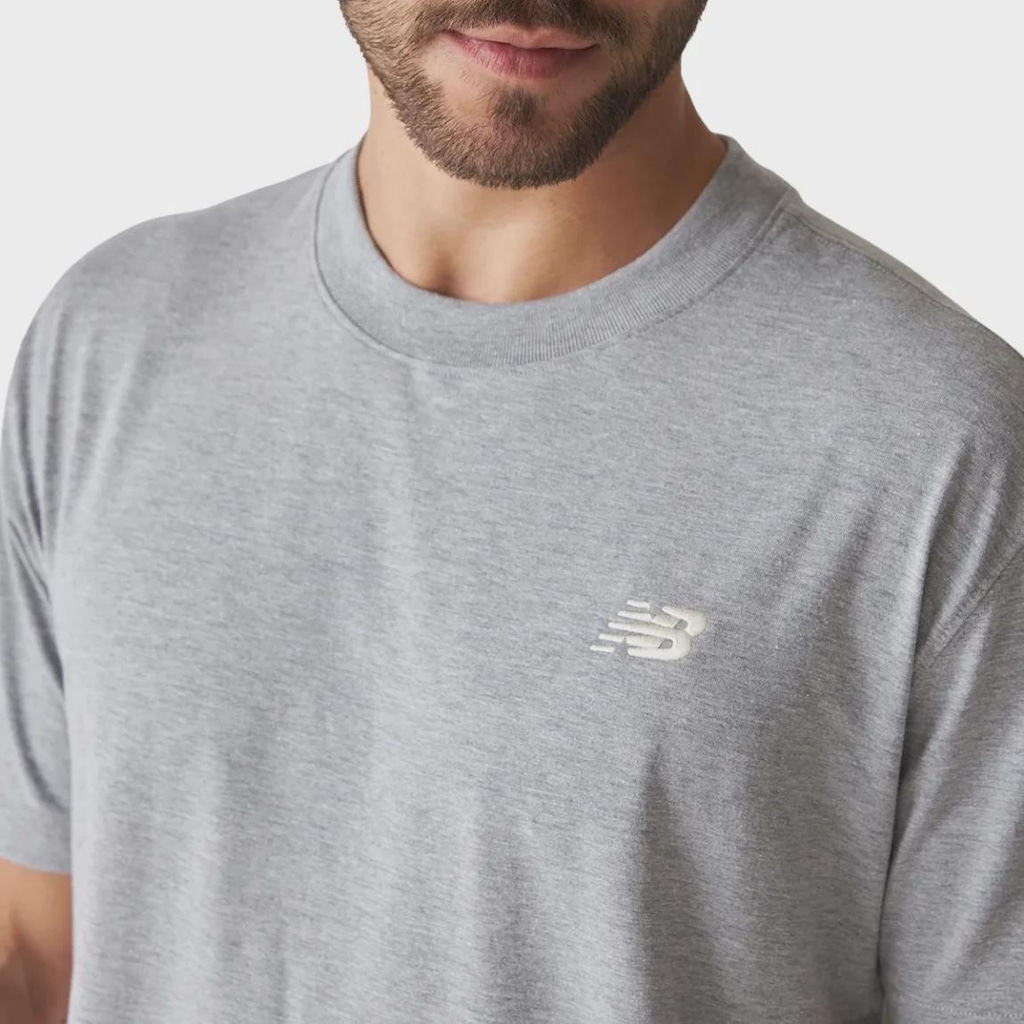 Imagem 3 do produto Camiseta New Balance Essentials Sl - Masculina