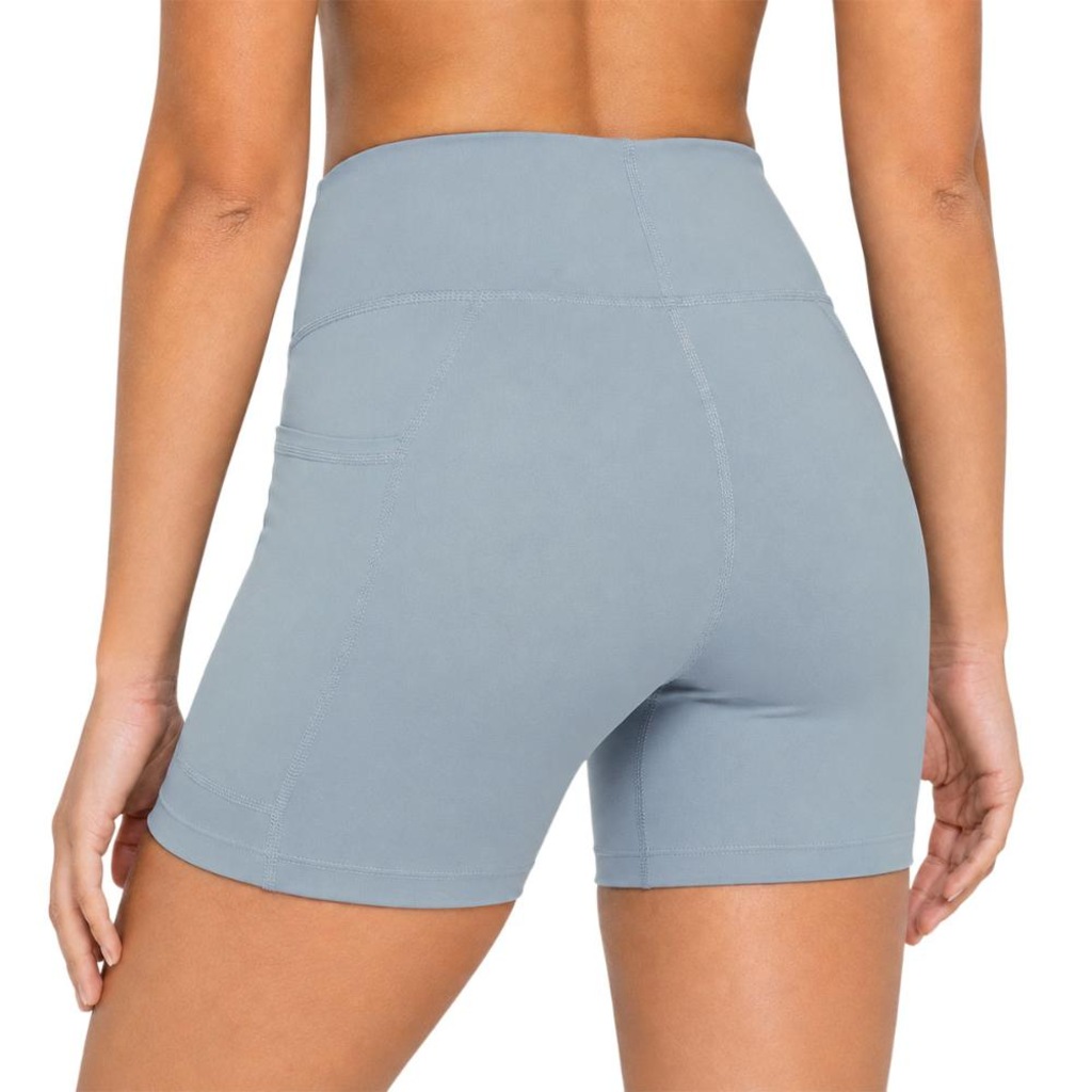 Imagem 2 do produto Shorts de Treino Lacoste Feminino