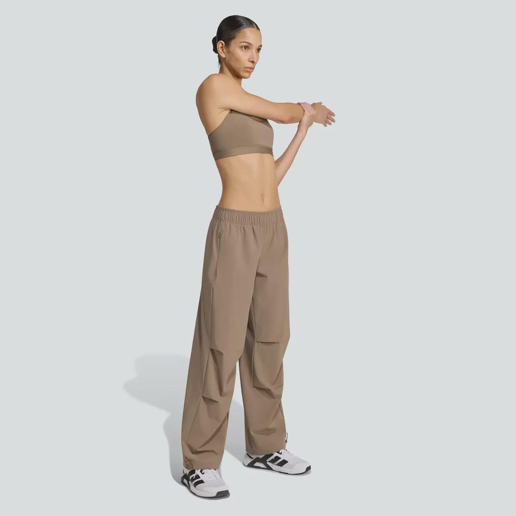 Imagem 4 do produto Calça adidas TR ES Woven Feminina