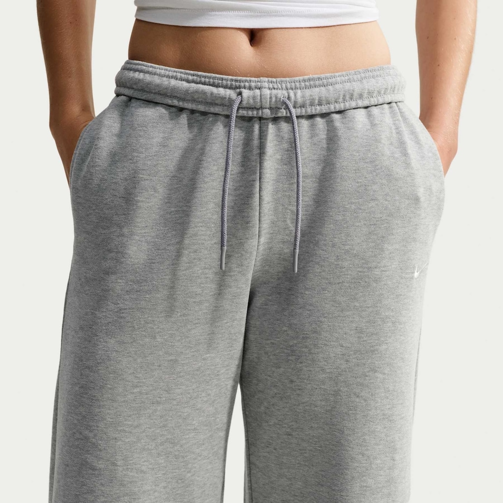 Imagem 4 do produto Calça Nike Standard Fleece Feminina
