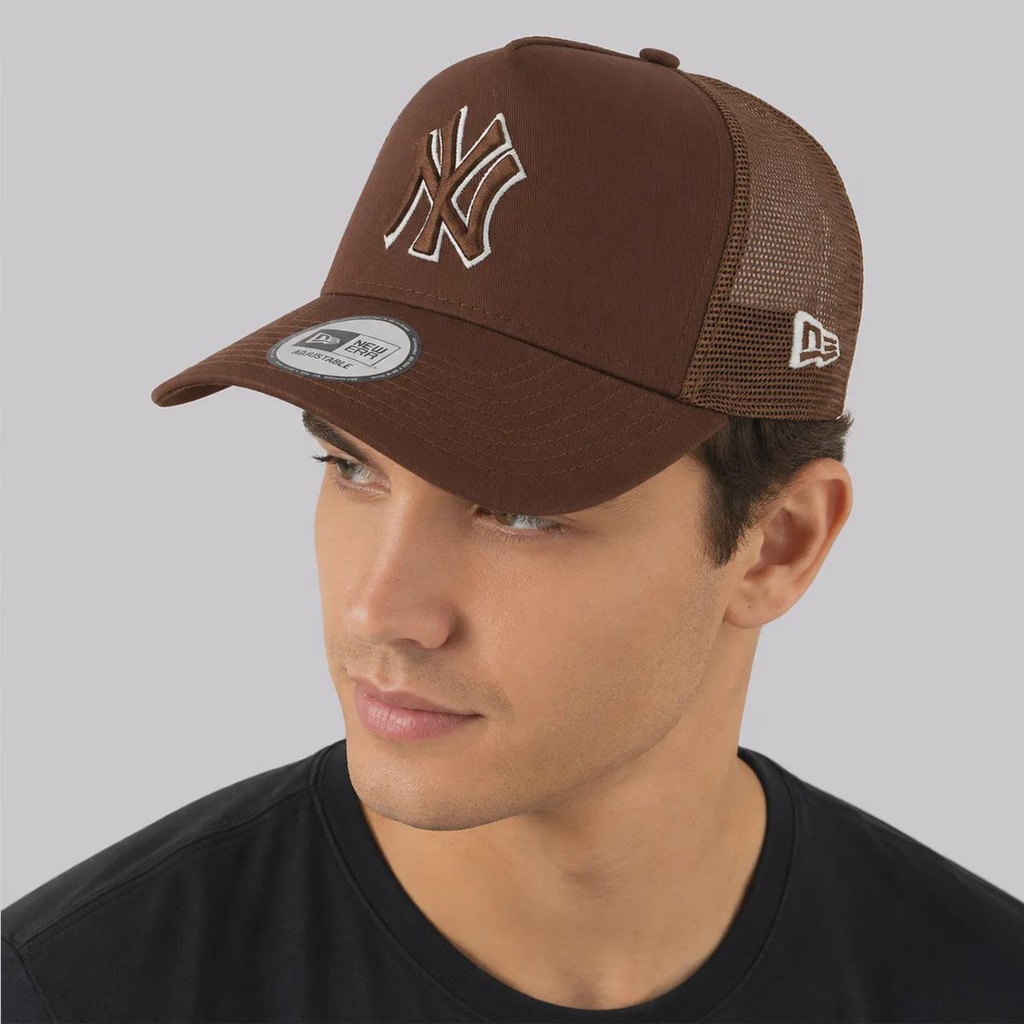 Imagem 5 do produto Boné Unissex New Era New York Yankees 940AF Outline Trucker MLB Aba Curva