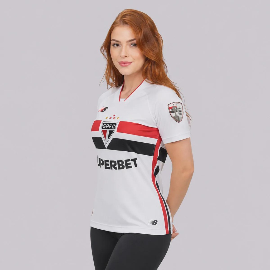 Imagem 2 do produto Camisa do São Paulo I 26/27 Patch Libertadores New Balance Feminina