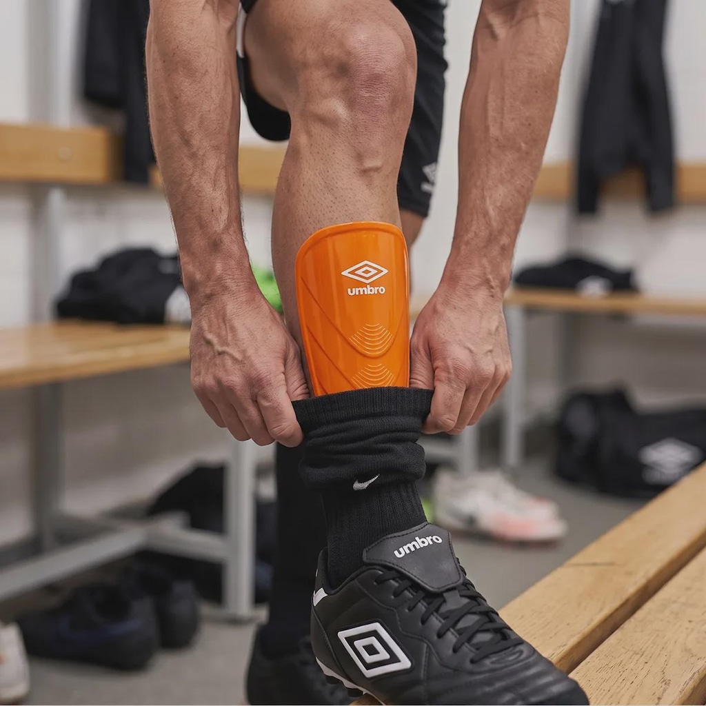 Imagem 5 do produto Caneleira Umbro Team ST - Adulto
