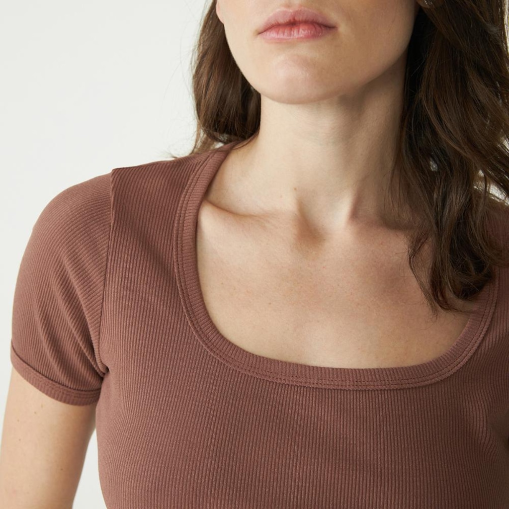 Imagem 3 do produto Camiseta Fila Essentials Rib Feminina