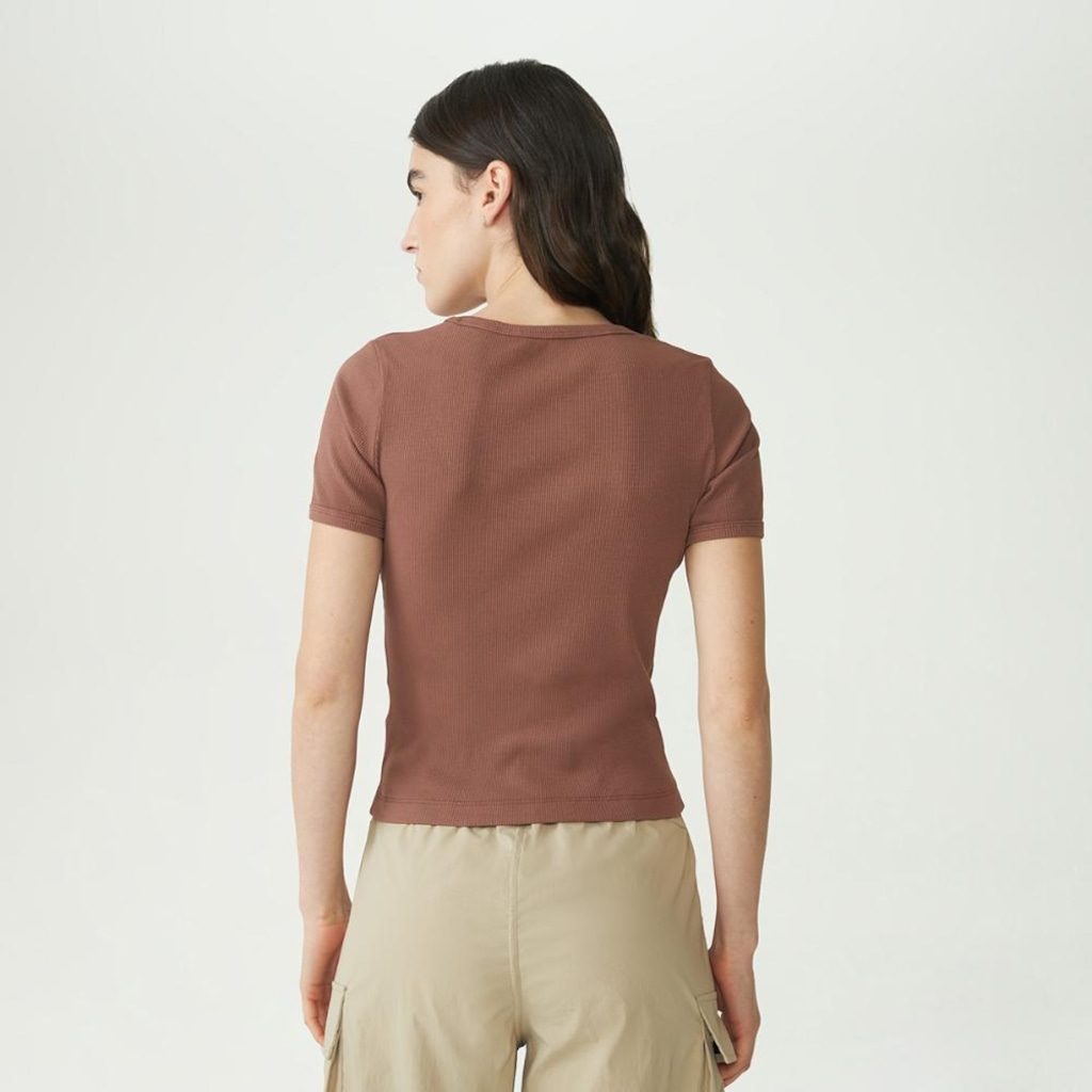 Imagem 4 do produto Camiseta Fila Essentials Rib Feminina