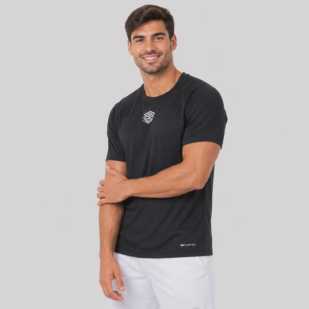 Imagem 2 do produto Camisa Umbro Poliamida Essential II Masculina
