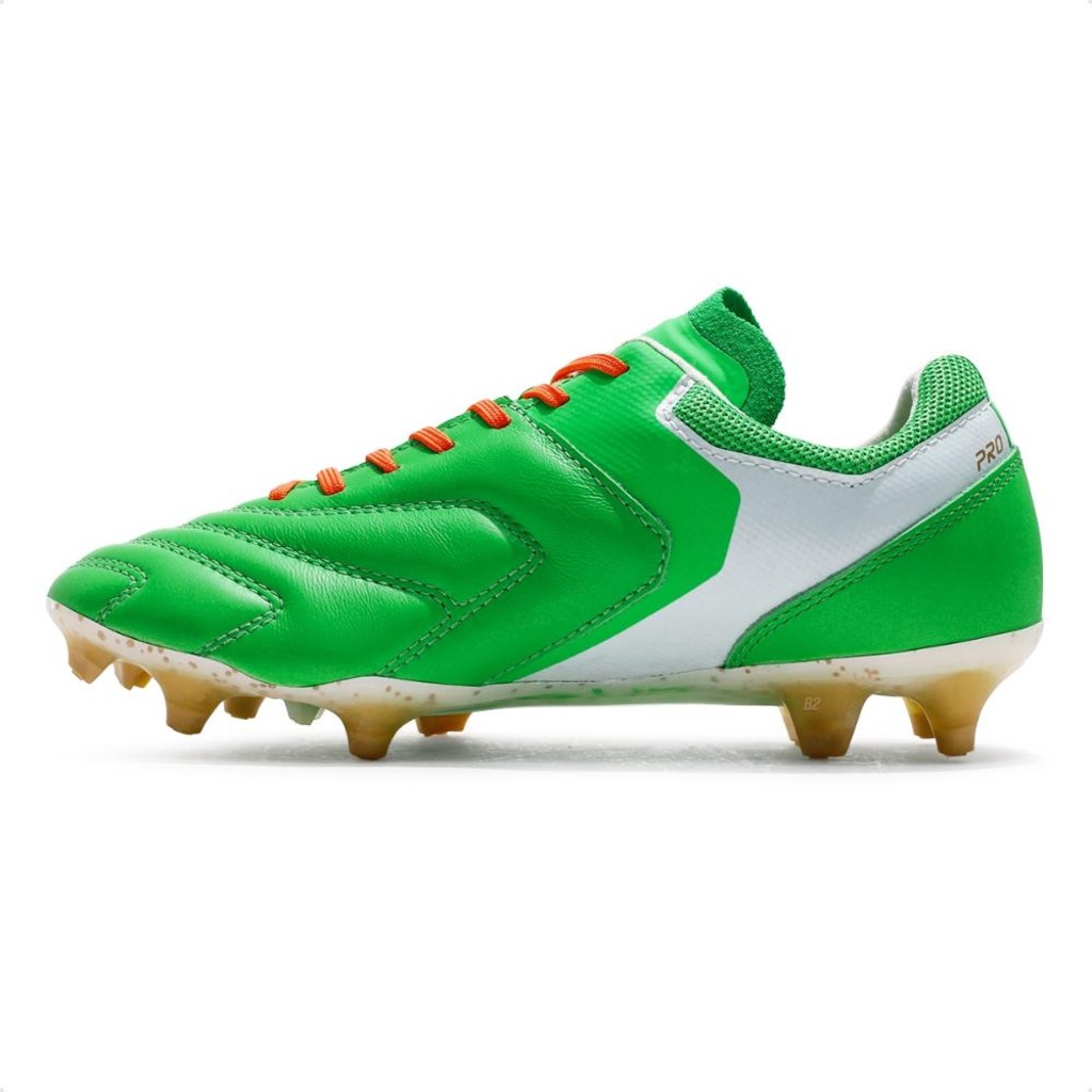 Imagem 2 do produto Chuteira de Campo Adulto Umbro Adamant Master Class Pro Stp