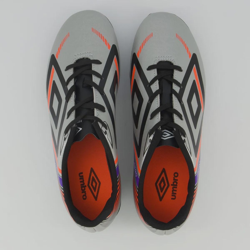 Imagem 4 do produto Chuteira de Campo Adulto Umbro Aerodynamic