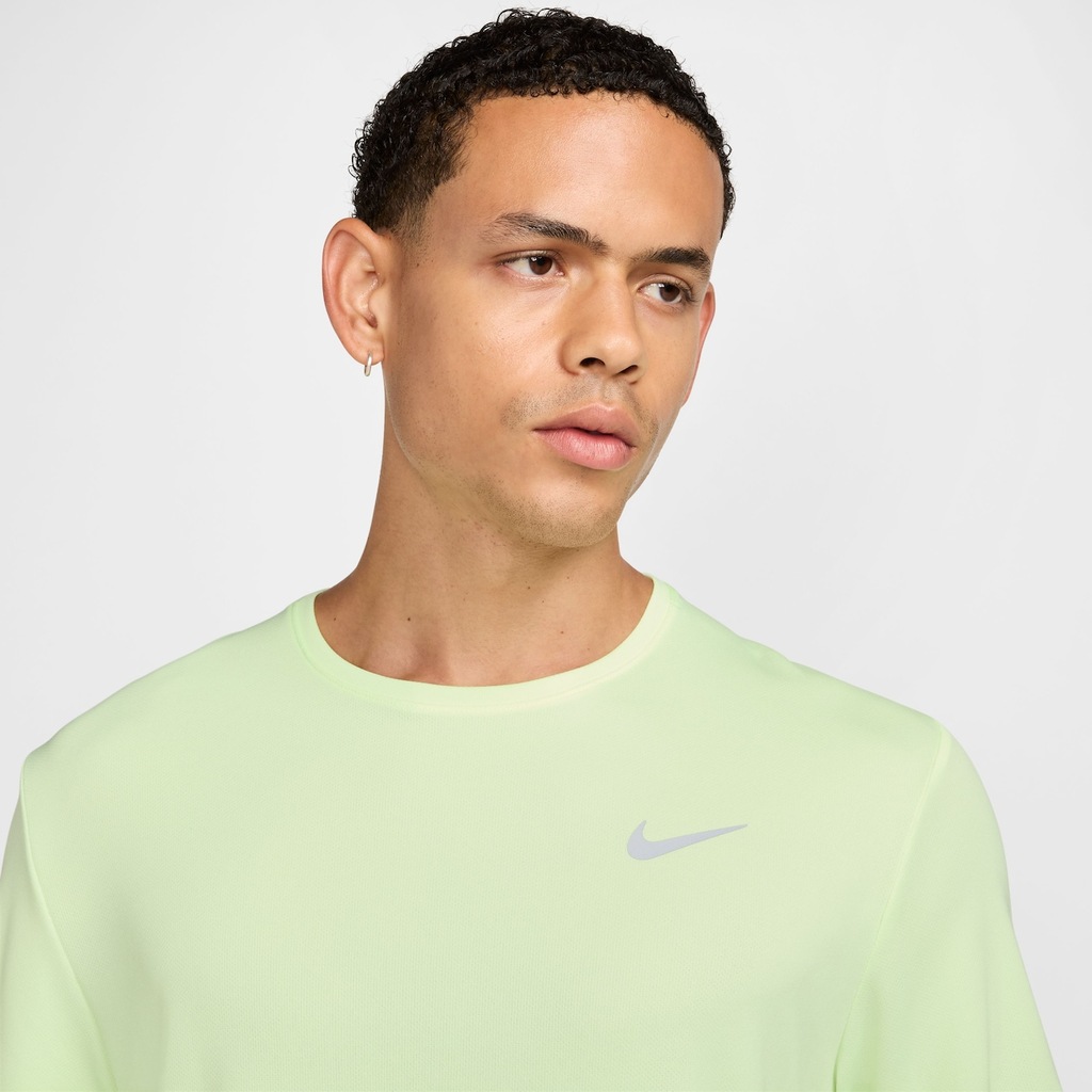 Imagem 4 do produto Camiseta Nike Dri-FIT UV Miller Masculina