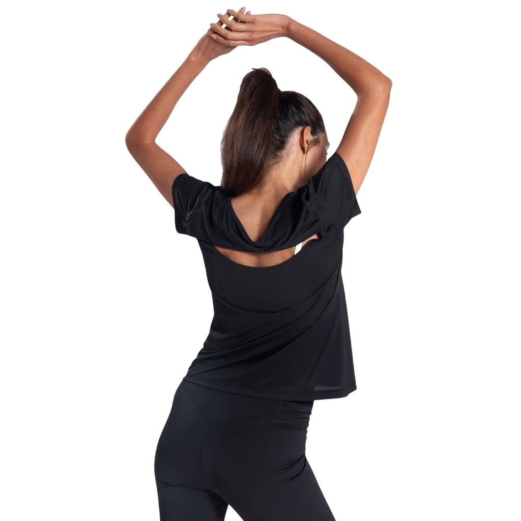 Imagem 3 do produto Camiseta adidas M/C Curve Feminina