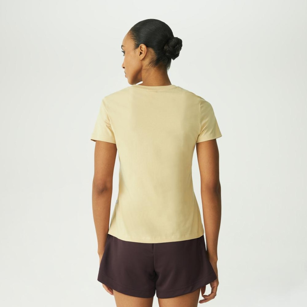 Imagem 4 do produto Camiseta Fila Regular V Basic Classic Feminina