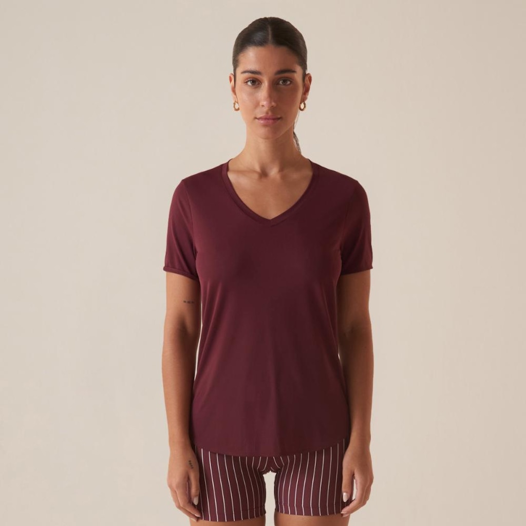 Imagem 1 do produto Blusa Fila Easy Training Crepe Flow Feminina