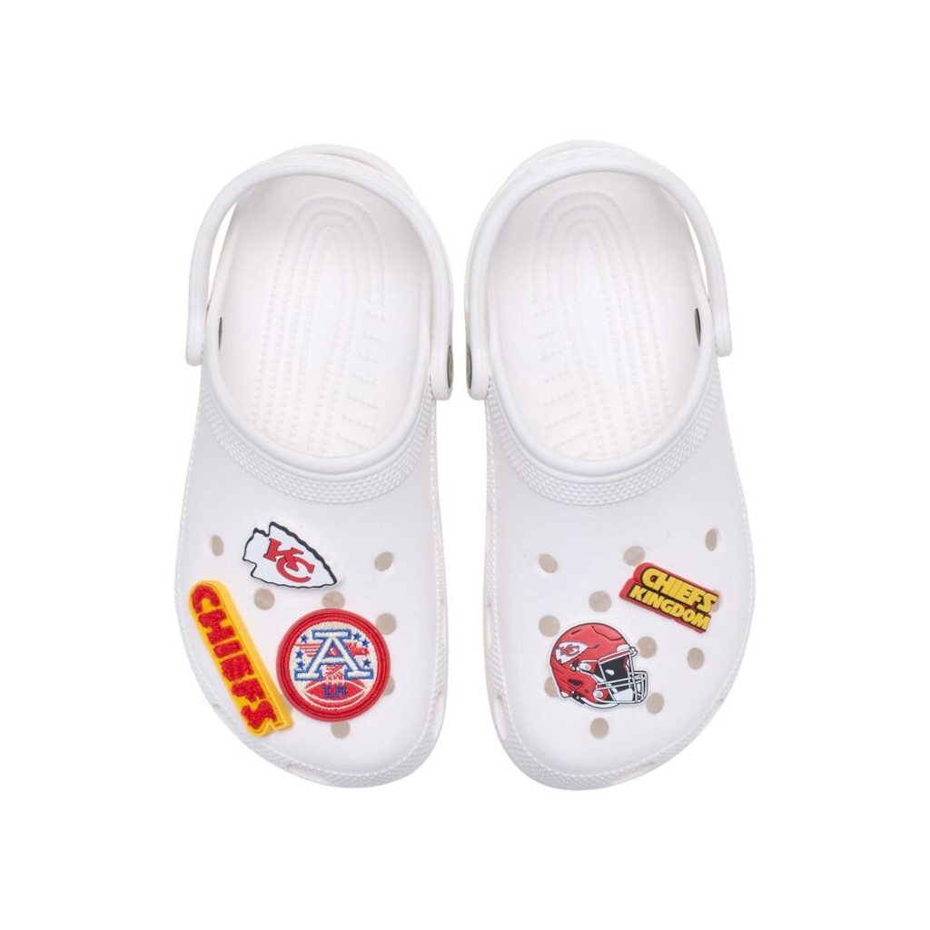 Imagem 2 do produto Jibbitz™ Crocs NFL Kansas City Chiefs Pack com 5 Peças