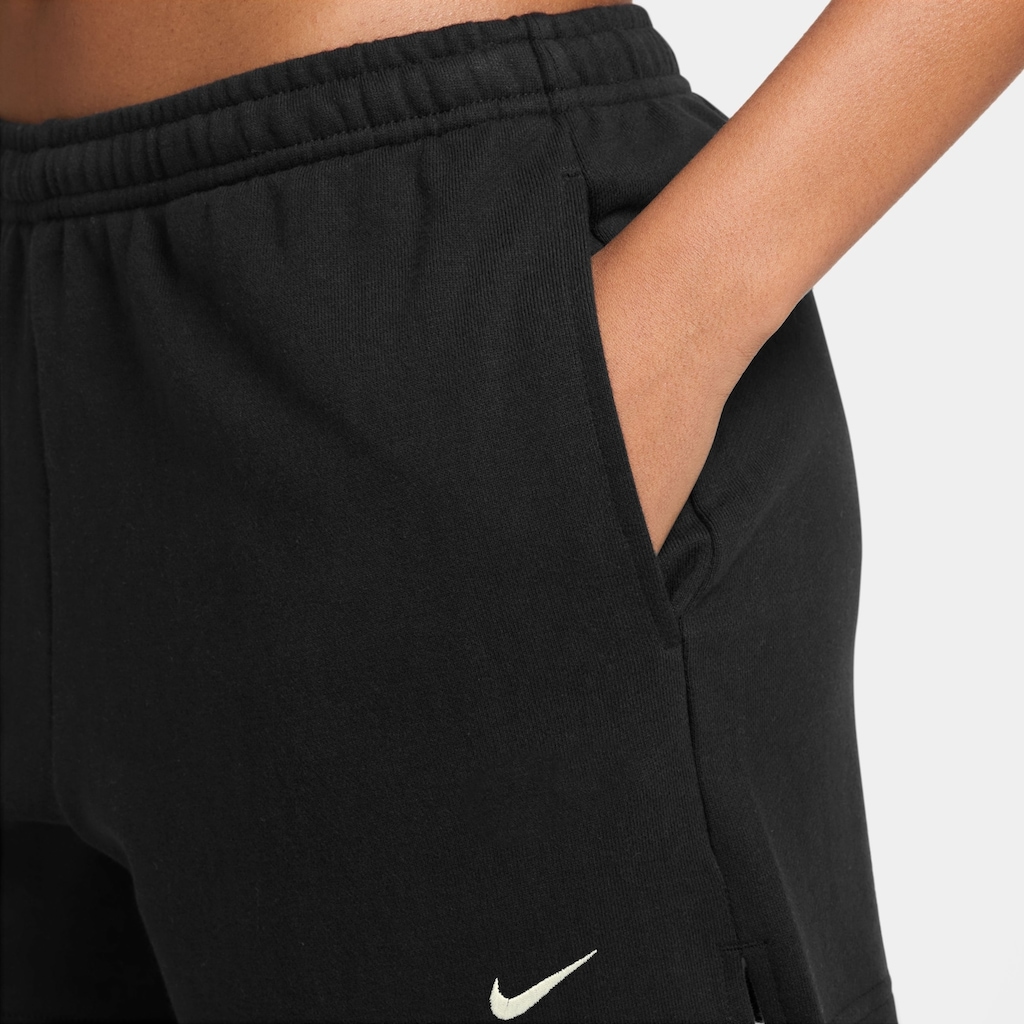 Imagem 2 do produto Shorts Nike Standard Fleece 4 Feminino