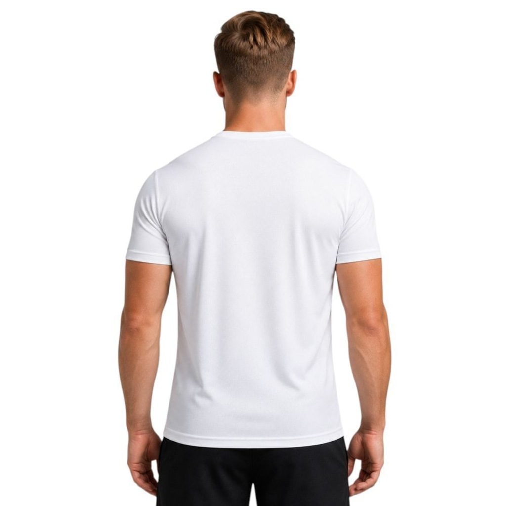 Imagem 2 do produto Camiseta Diadora Small Logo Linear Masculina