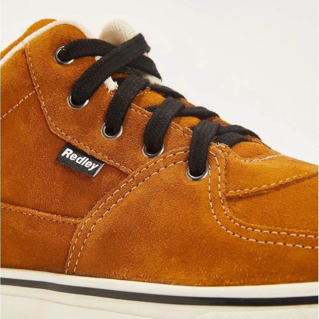 Imagem 5 do produto Tênis Feminino Redley Studio Camurça Cano Alto