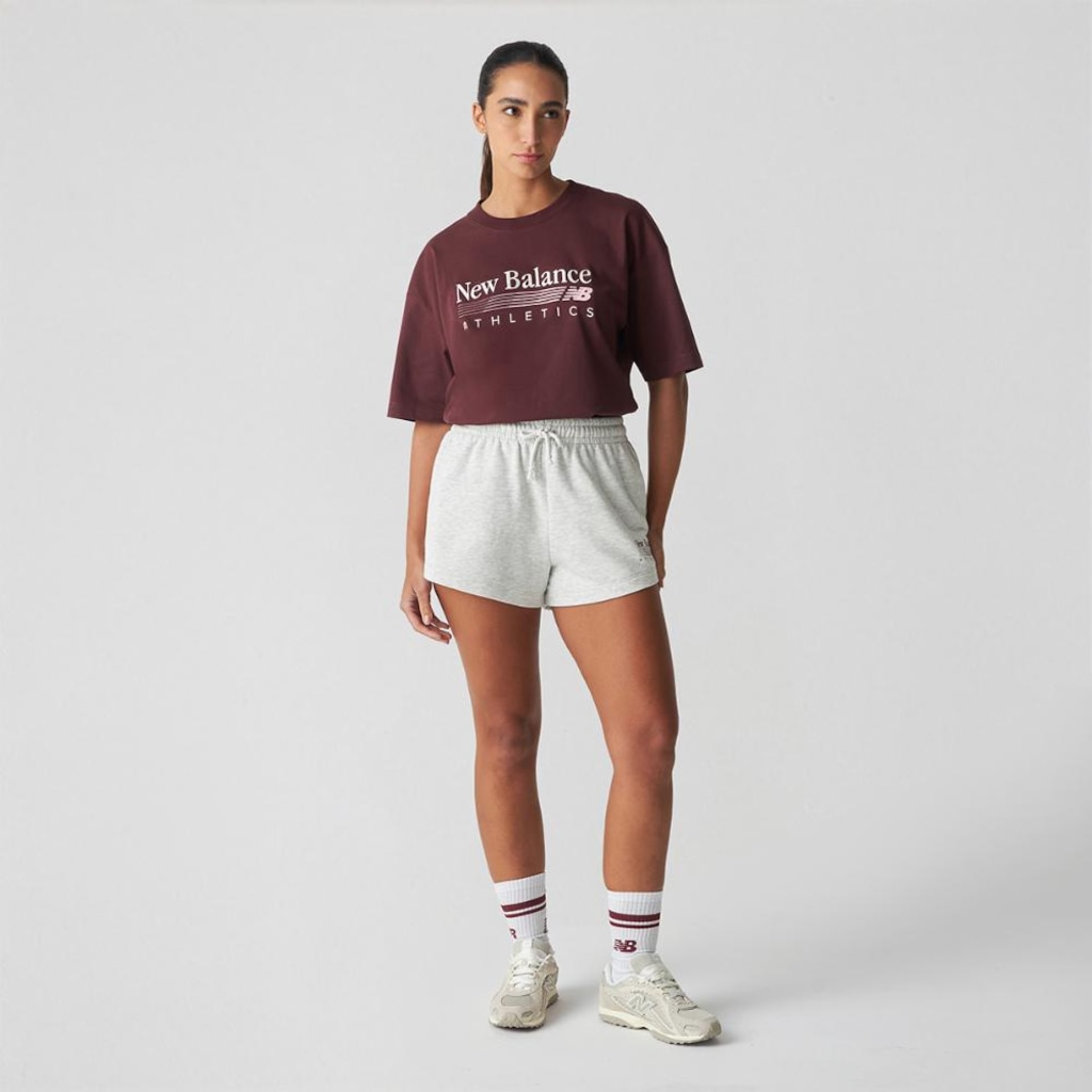 Imagem 2 do produto Camiseta Trackside Oversized New Balance Feminina