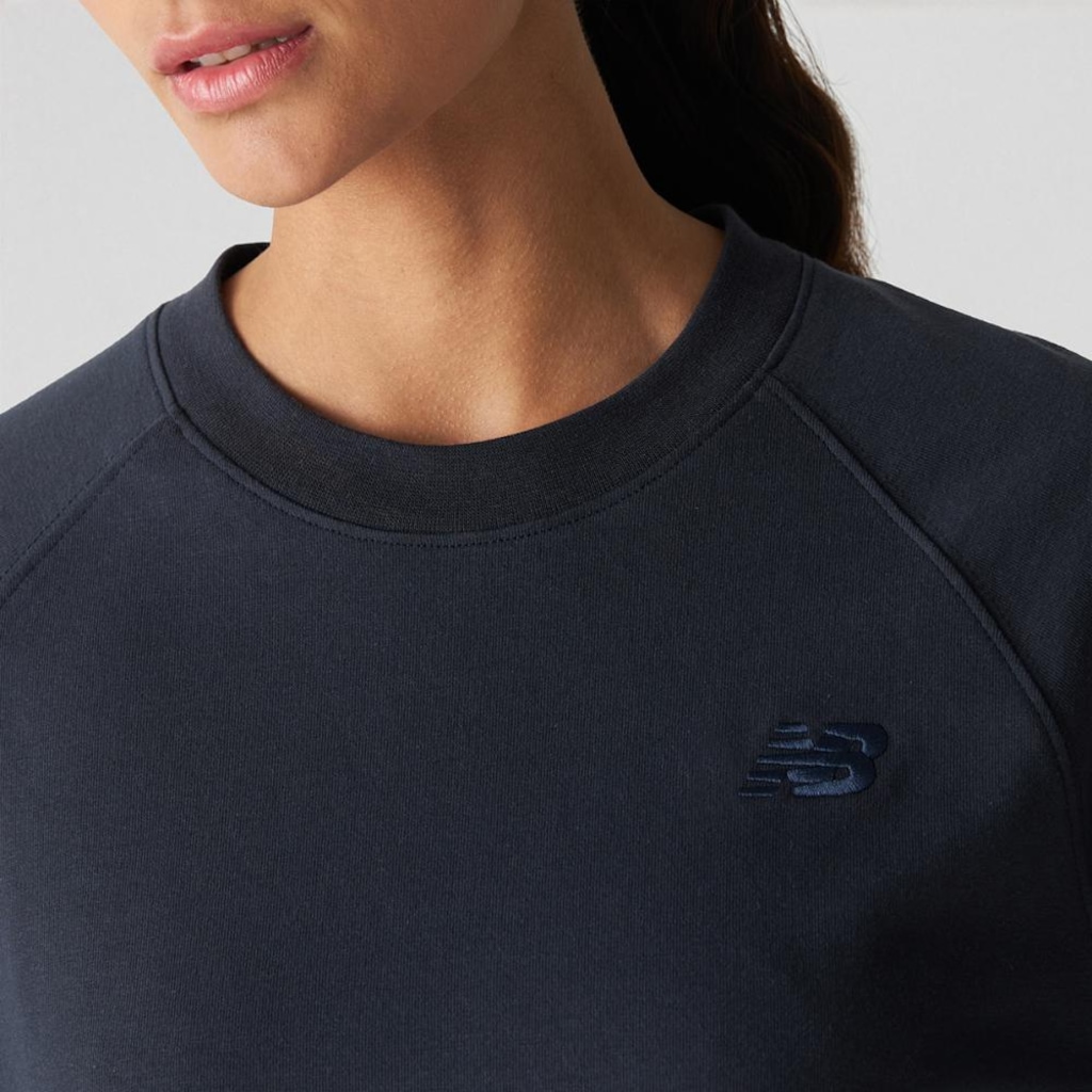 Imagem 3 do produto Camiseta Raglan Oversized New Balance Feminina