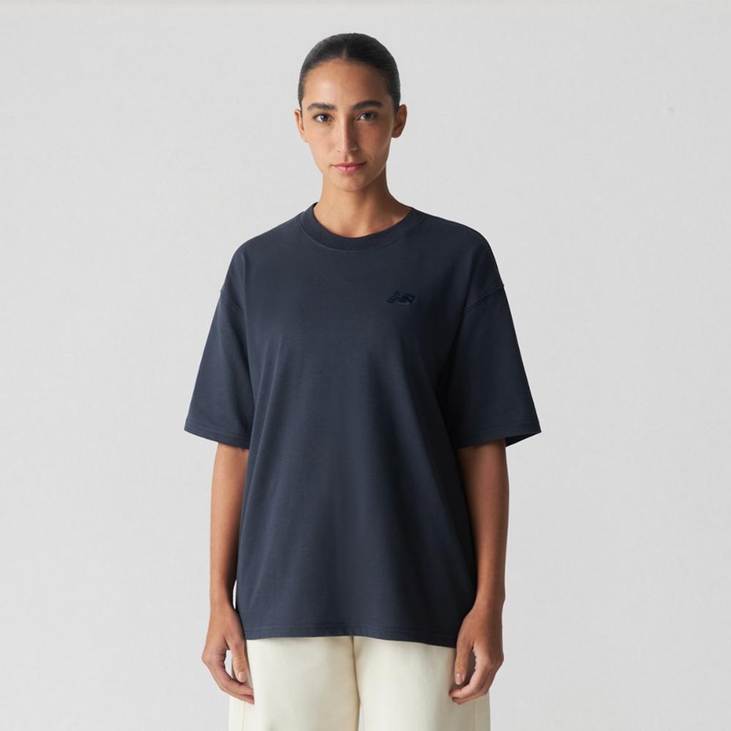 Imagem 1 do produto Camiseta Oversized Small Logo New Balance Feminina