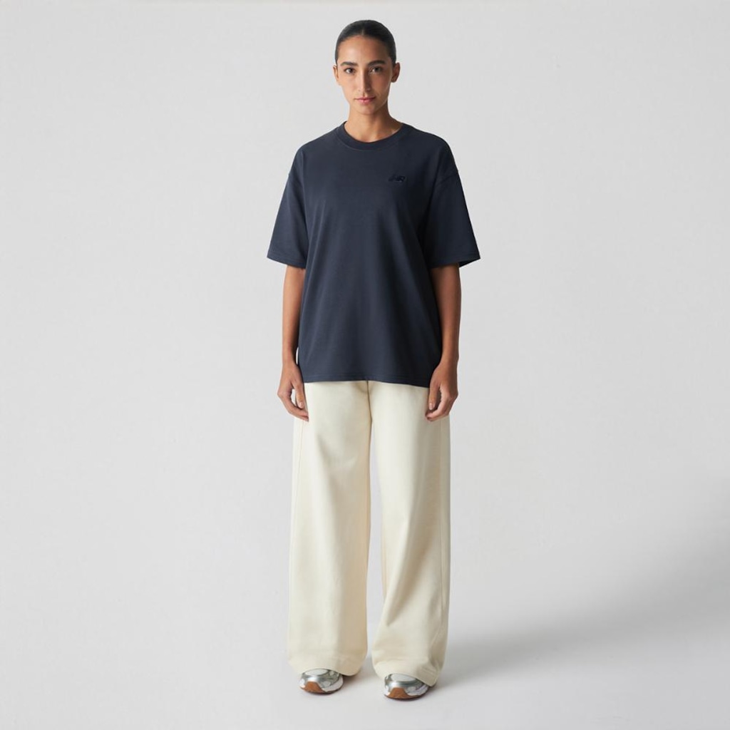 Imagem 4 do produto Camiseta Oversized Small Logo New Balance Feminina