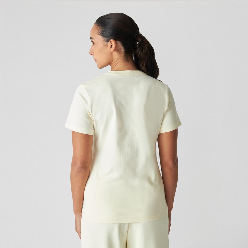 Imagem 3 do produto Camiseta Essentials New Balance Feminina
