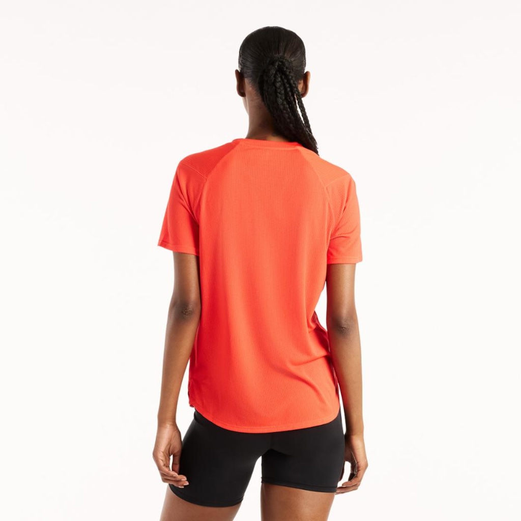 Imagem 3 do produto Camiseta Athletics Run New Balance Feminina
