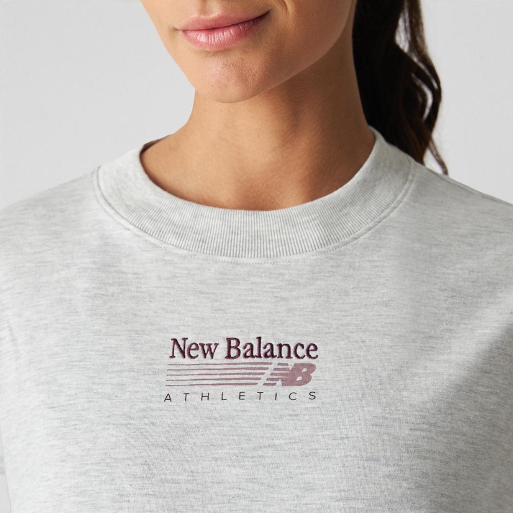 Imagem 2 do produto Camiseta Trackside New Balance Feminina