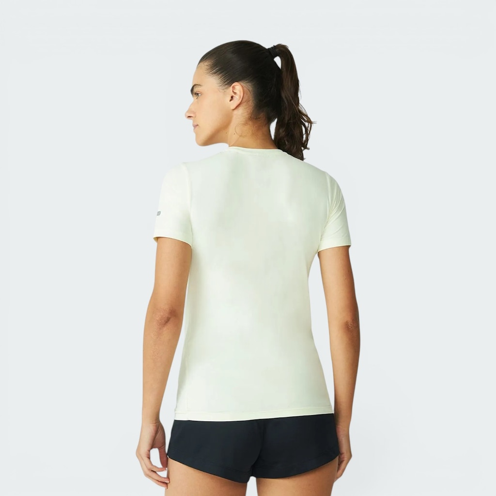 Imagem 2 do produto Camiseta Fila Sun Protect Breezy Proteção UV 50+ Feminina