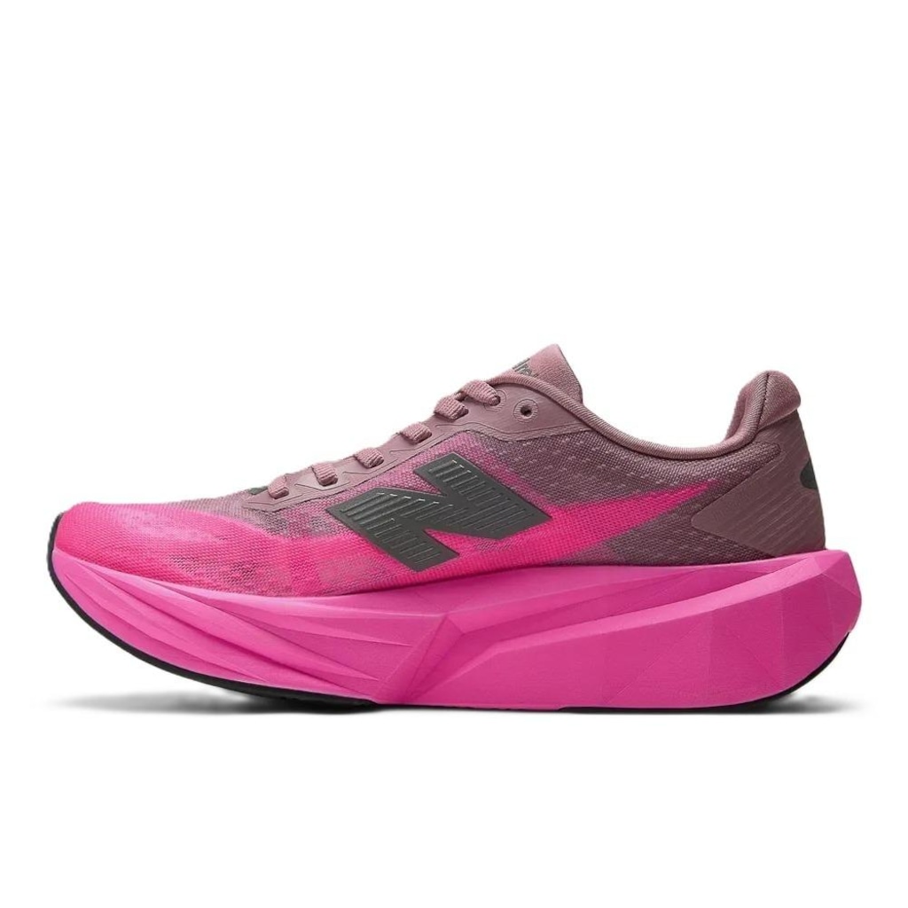 Imagem 2 do produto Tênis Feminino New Balance FuelCell Rebel Corrida
