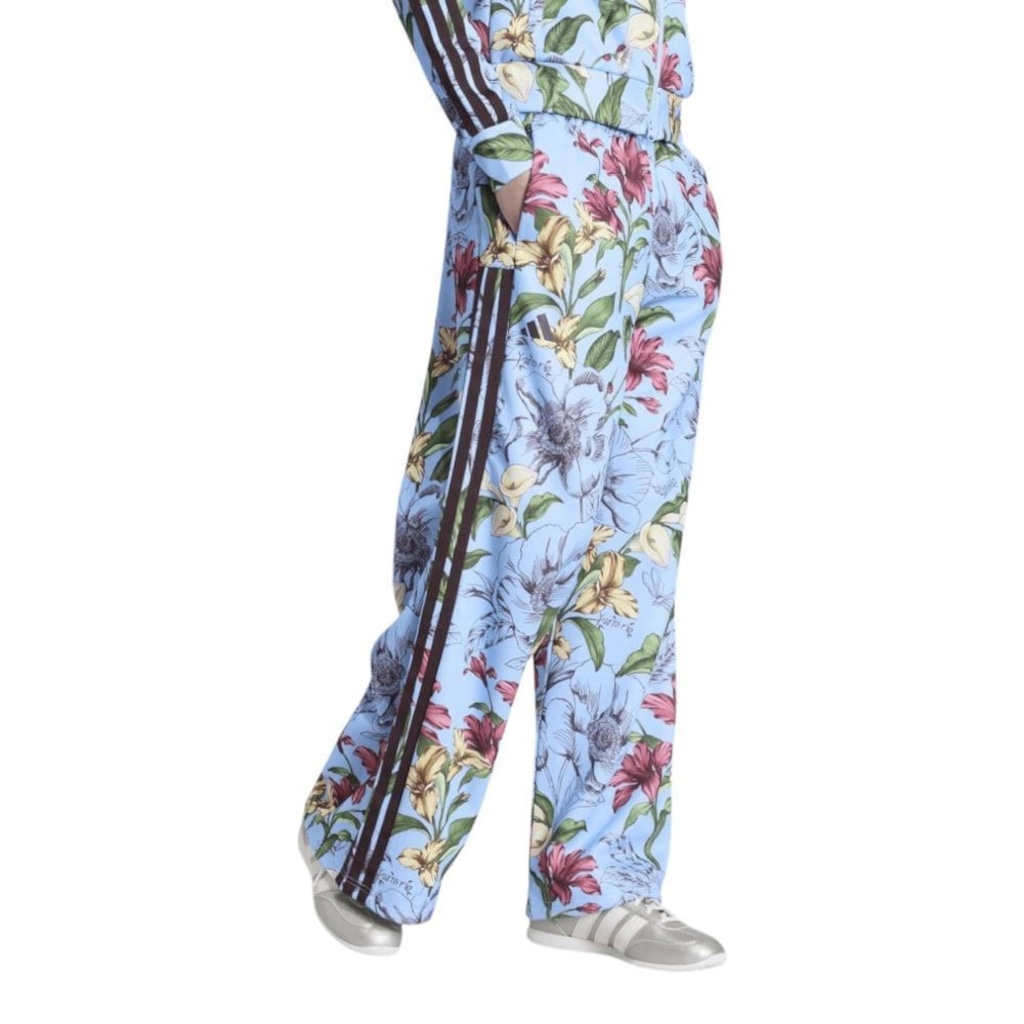 Imagem 1 do produto Calça adidas x Farm Rio House of Tiro Feminina