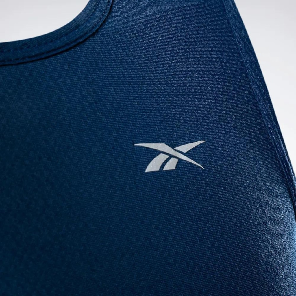 Imagem 2 do produto Camiseta Regata Feminina Reebok Basic Poliamida UV20+