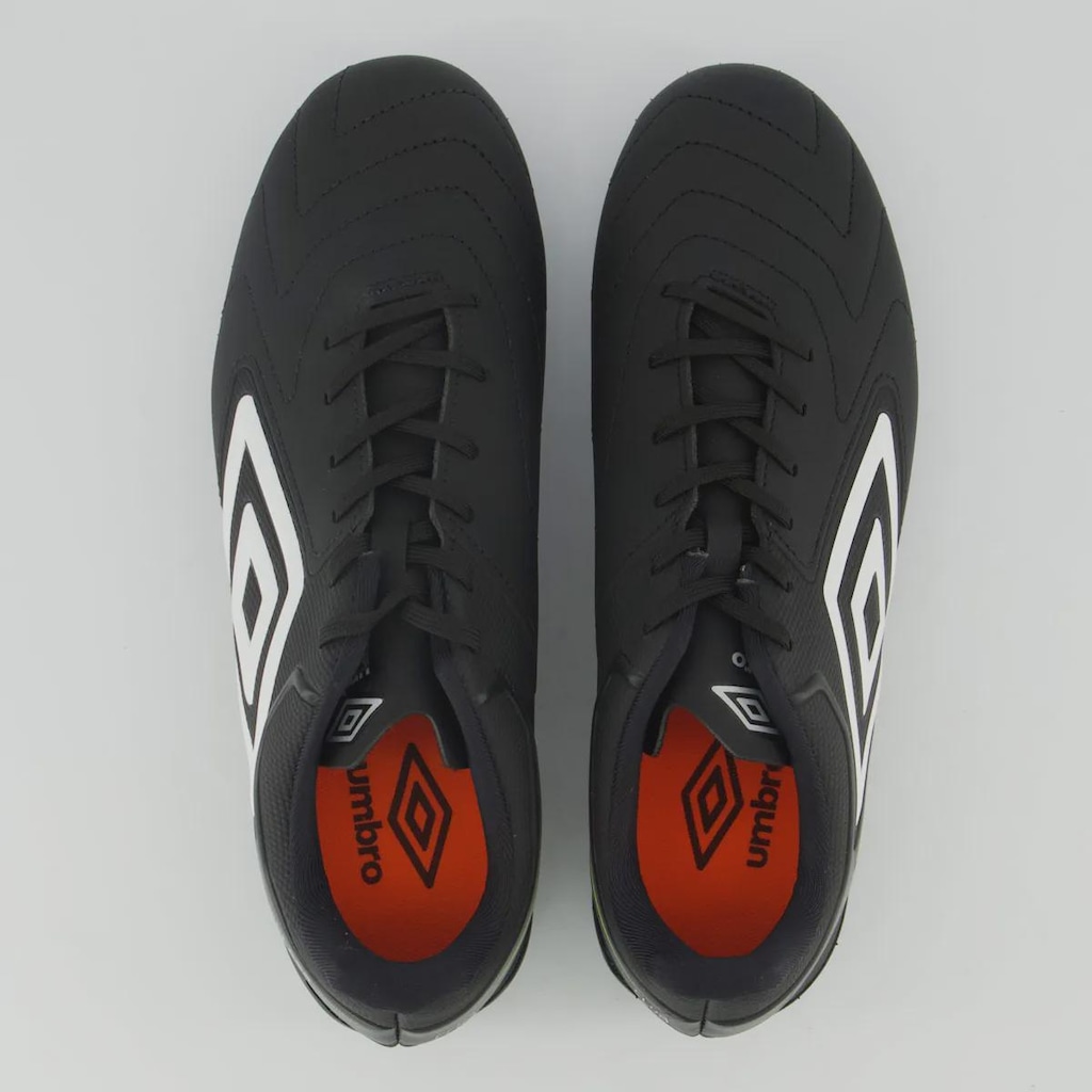 Imagem 4 do produto Chuteira Campo Adulto Umbro Master Class Club