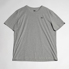 Camiseta New Era Plus Size Manga Curta Bordado Branded
