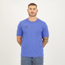Camiseta Umbro Essential - Masculina