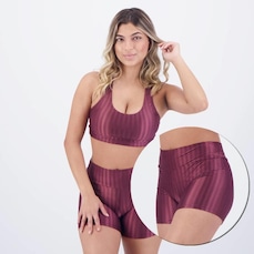 Conjunto Selene: Top Fitness com Bojo 3D + Shorts 3D - Feminino