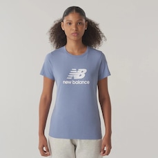 Camiseta New Balance Essentials - Feminina