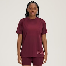 Camiseta New Balance Sport Essentials Graphic - Feminina