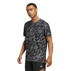 Camiseta Masculina adidas Own The Run Allover