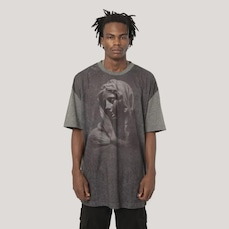 Camiseta Box Fit MCD Santa Masculina