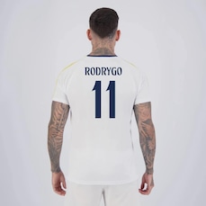 Camisa FutFanatics Real Madrid Rodrygo 11 Masculina