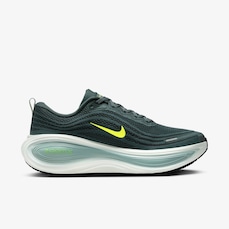 Tênis Masculino Nike Vomero Plus