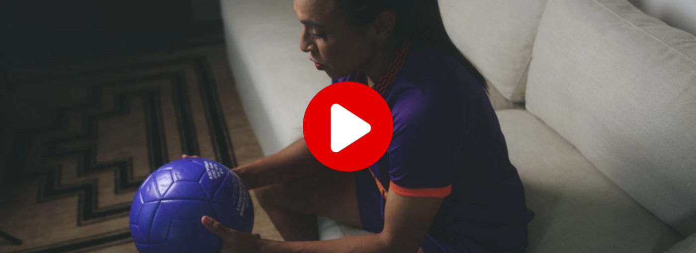 A narrativa feminina no futebol americano: uma história de luta e  empoderamento