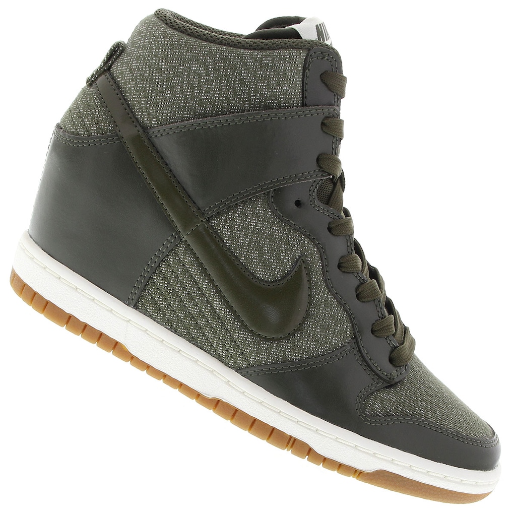 Tênis Nike Dunk Sky Hi Essential - Sneaker - Feminino - Foto 1