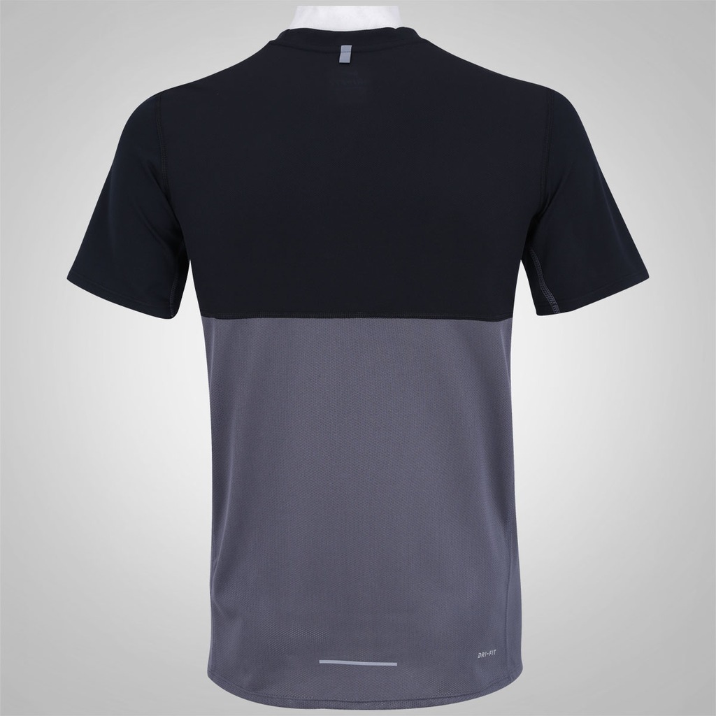 Camiseta Nike Racer - Masculina - Foto 2