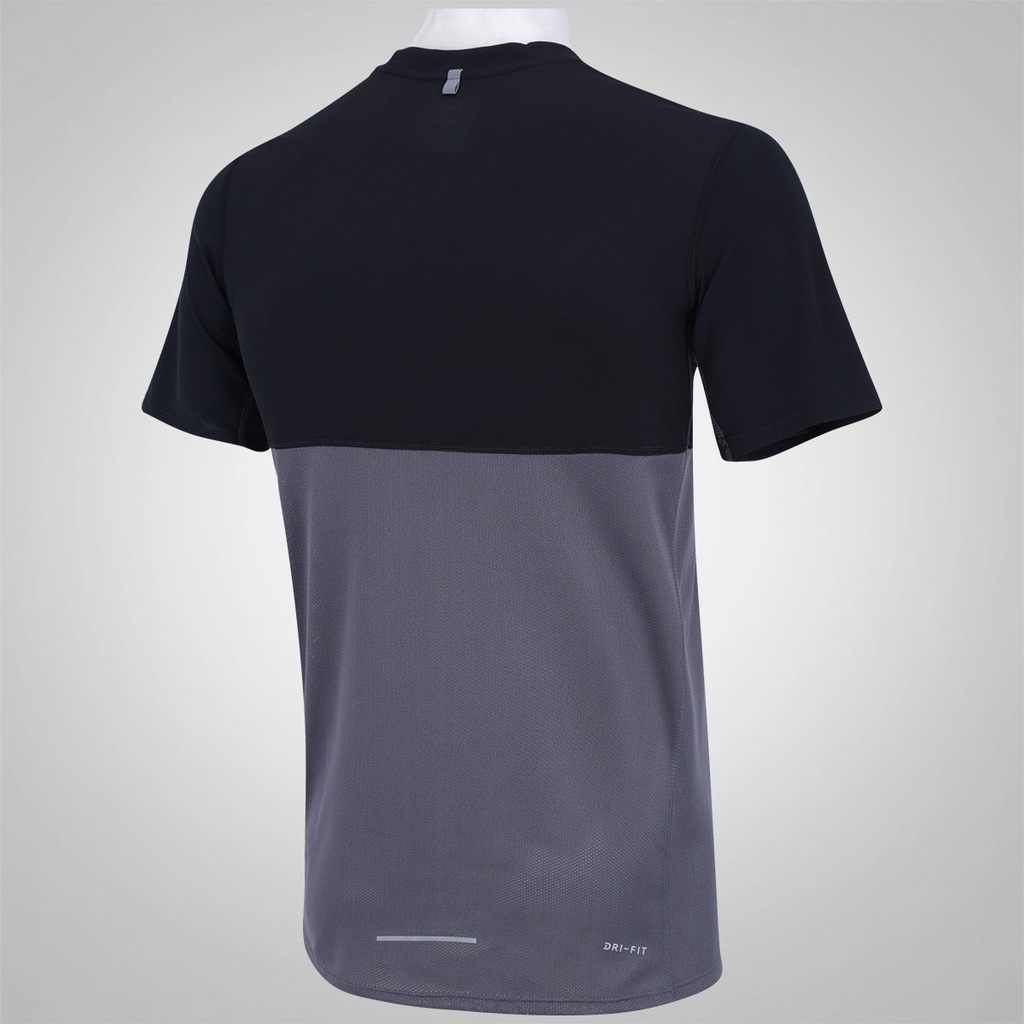 Camiseta Nike Racer - Masculina - Foto 4