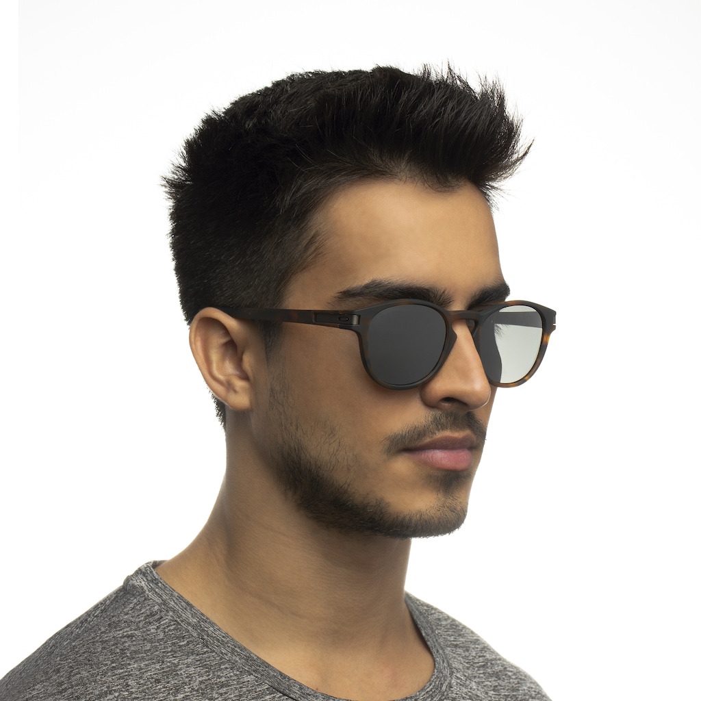 Imagem 2 do produto Óculos de Sol Oakley Latch Prizm OO9265 - Unissex