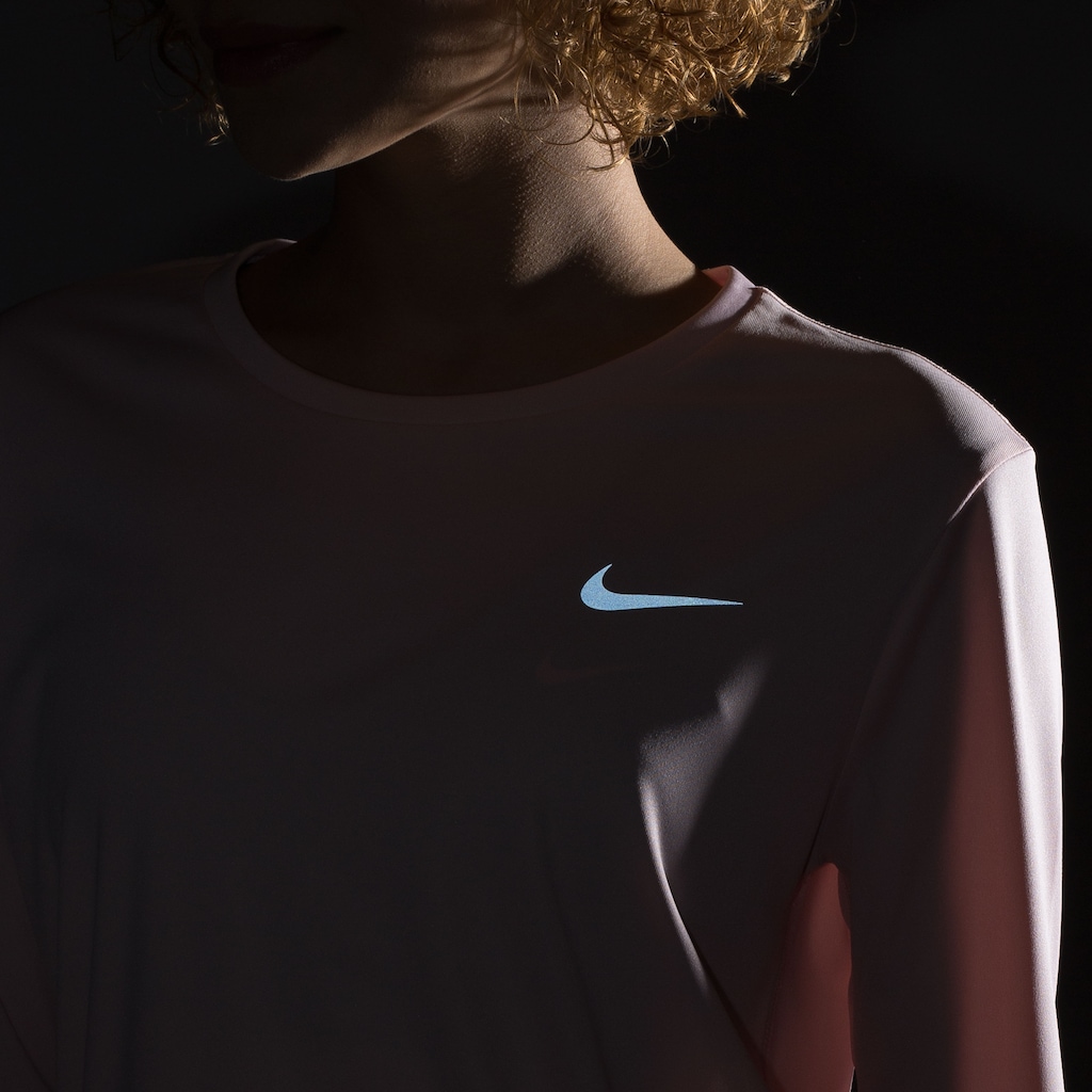 Imagem 3 do produto Camiseta Manga Longa Nike Miler Top LS - Feminina