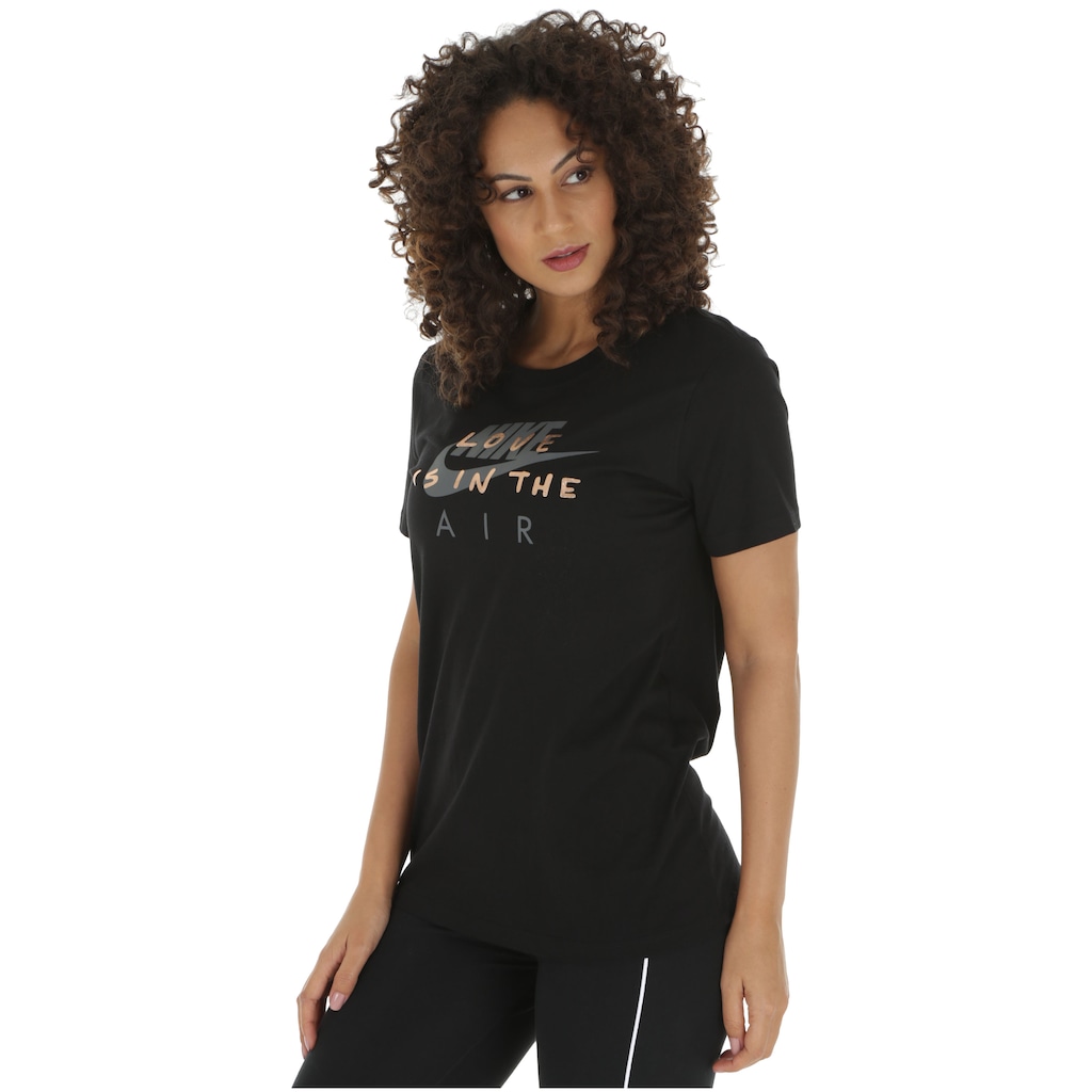Camiseta Nike Sportswear Love Is In The Air - Feminina - Foto 2