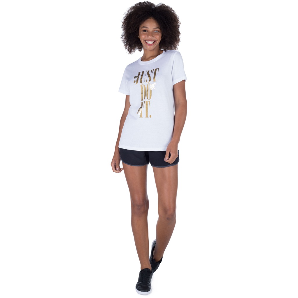 Camiseta Nike Sportwear Shine - Feminina - Foto 4