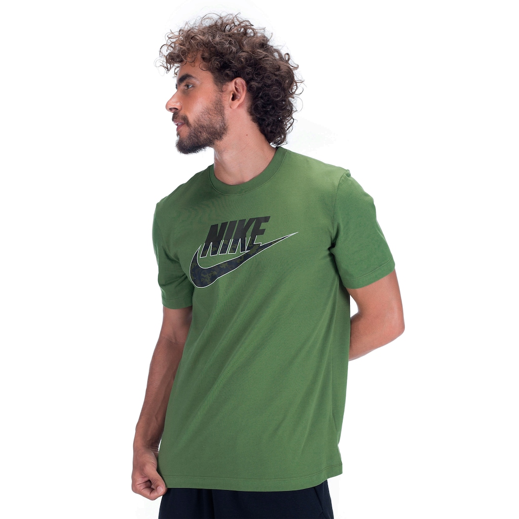 Camiseta Nike Sportswear Camo SS - Masculina - Foto 2